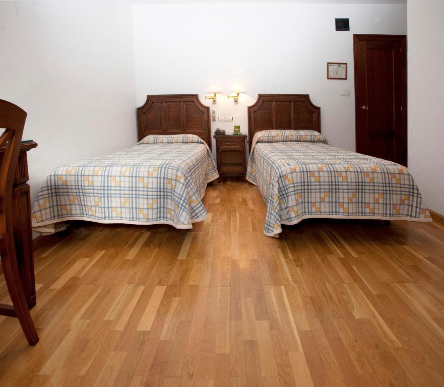 Hotel Avenida Yecla Extérieur photo